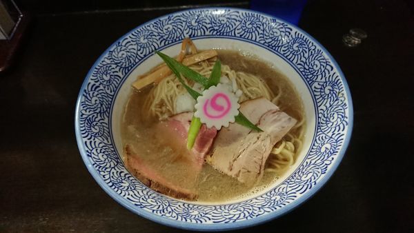 「煮干しそば 750円 + 和え玉 200円」@中華そば いづるの写真