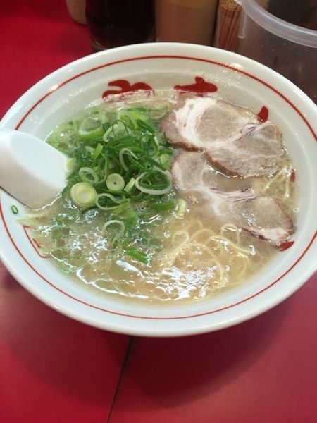 「長浜ラーメン700円」@博多長浜屋台やまちゃん 銀座店の写真