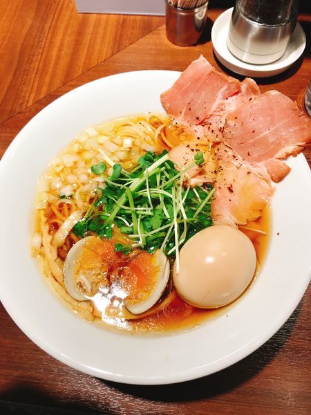 「淡麗 赤鶏と蛤 醬油味」@麺屋 ねむ瑠の写真