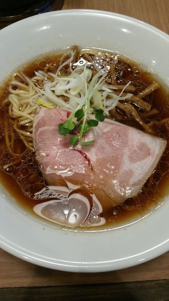 「鴨だし醤油ラーメン」@麺屋福丸の写真