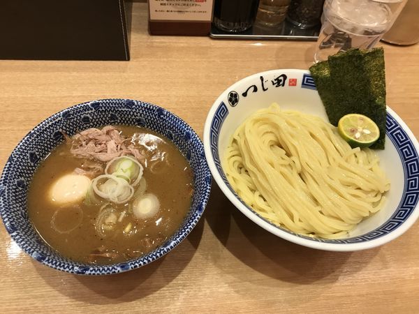 「濃厚豚崩しつけ麺  1,160円」@つじ田 勝どき店の写真