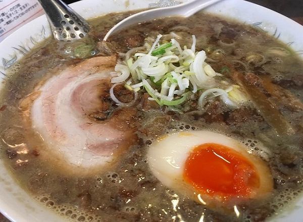 「裏メニュー 超やばいラーメン 750円」@ラーメン康家の写真