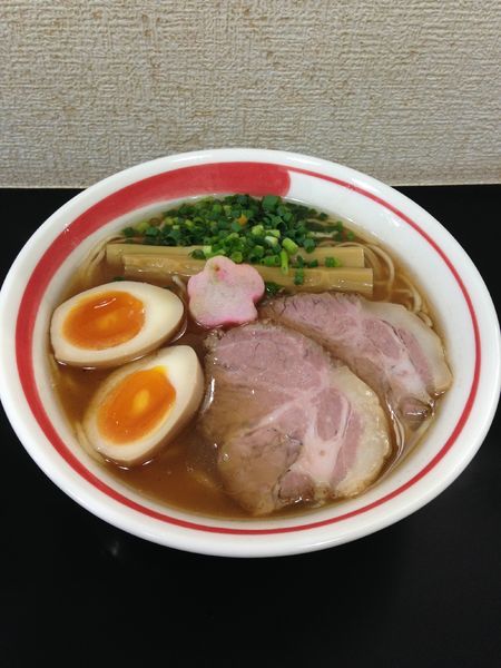 「特製らーめん」@自家製麺SHINの写真