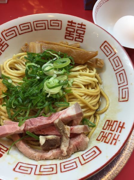 「油そば」@ラーメン たんろん 本店の写真