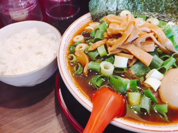 「中華そば中盛」@麺屋7.5Hz 新橋店の写真