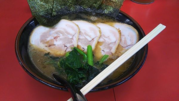 「チャーシューメン（固め・濃め）」@田上家の写真