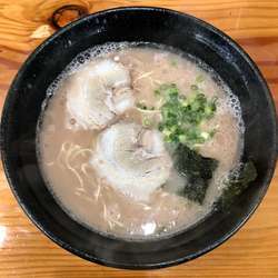 ラーメン (500円)