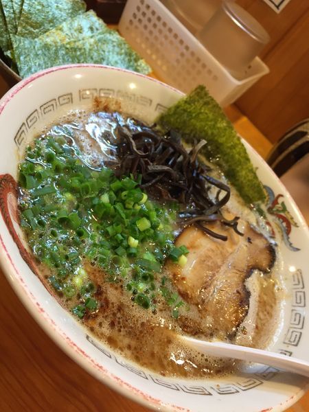 「らーめん バリカタ」@九州らーめん 南木商店の写真