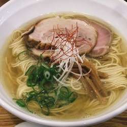 塩煮干そば（750円）