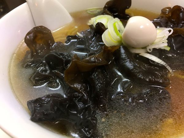 「キクラゲラーメン」@ラーメン万福の写真