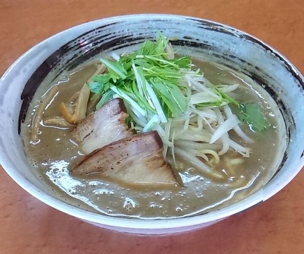 「濃厚魚介豚骨ラーメン」@麺屋ひさご なり助の写真