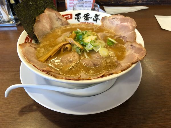 「チャーシュー豚骨醤油」@ラーメン屋 壱番亭 下館店の写真