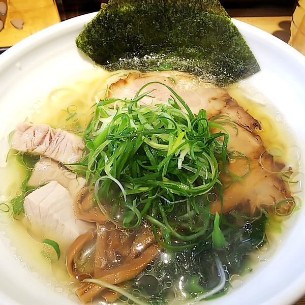 「鮪塩+日本酒」@ラーメン 巌哲の写真