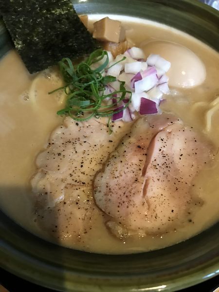 「鶏まみれラーメン 玉子 大盛」@らーめん タンポポの写真