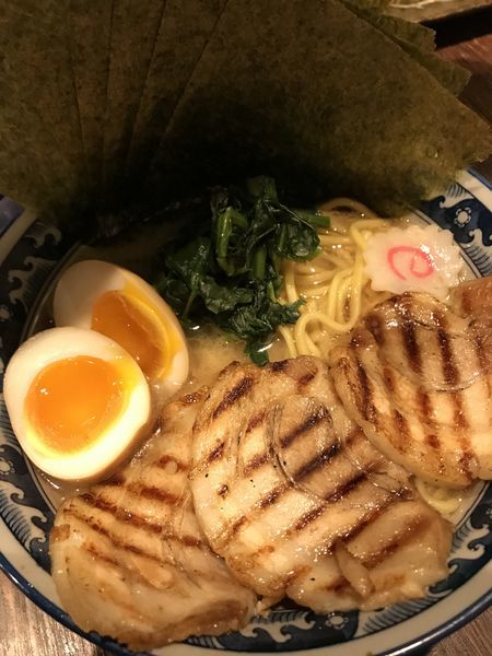 「特製濃厚豚骨」@麺屋 武士道 本店の写真