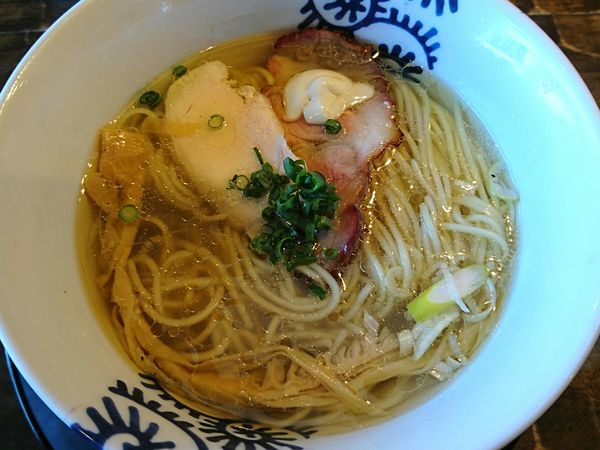 「【限定】塩そば」@特級鶏蕎麦 龍介の写真