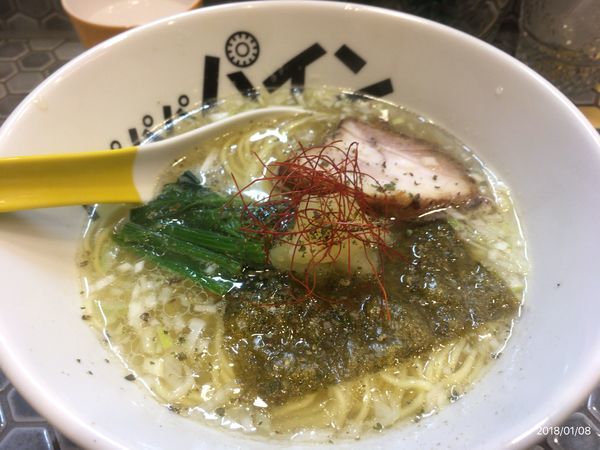 「パイナップル塩ラーメン」@パイナップルラーメン屋さん パパパパパインの写真