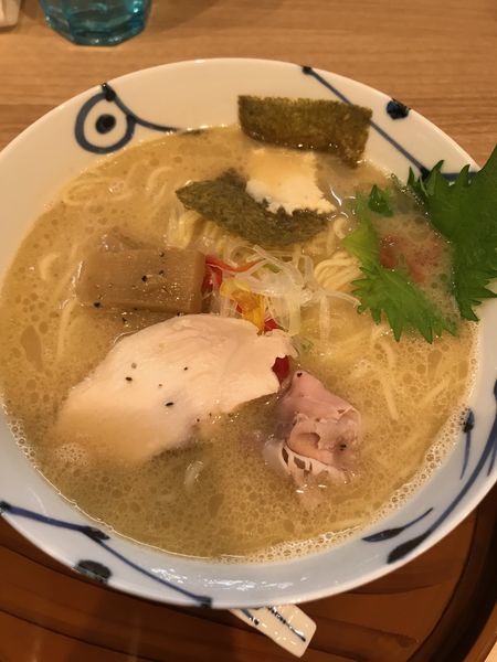 「鯛白湯ラーメン・塩」@麺や 空月の写真