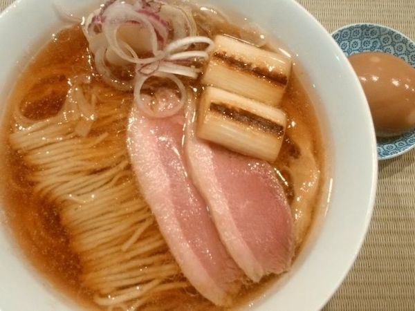 「鴨らぁめん＋煮玉子」@らーめん 鴨to葱の写真