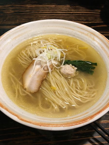 「鶏だし塩ラーメン」@らーめん 二代目吉田商店の写真