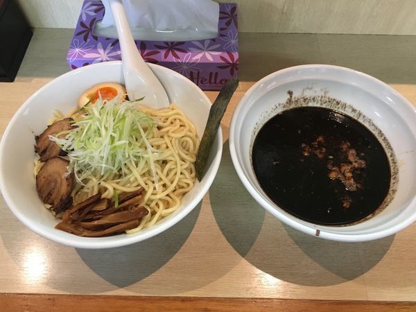 「つけ麺 マー油入しょうゆ 760円」@麺屋 陣丸の写真