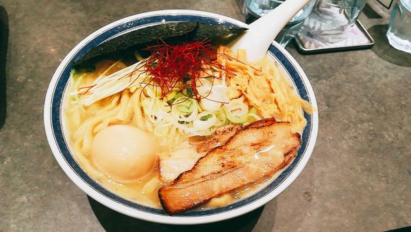 「1/8特製鶏白湯ラーメン1,150円大盛り」@つけ麺や 武双の写真