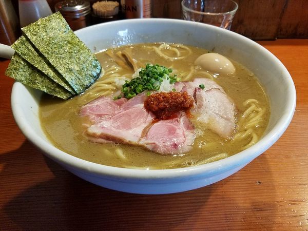 「特製濃厚豚骨魚介ラーメン(980円) + 150円(大盛)」@麺処 ほん田の写真