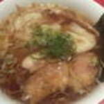 「ワンタン麺(980円)」@カドヤ食堂 本店の写真