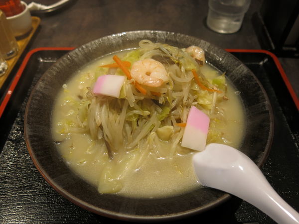 「長崎ちゃんぽん：800円」@田乃休 神谷町駅前店の写真