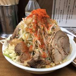 ラーメン 限定赤 豚増し 生卵