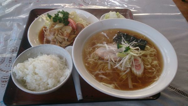 「生姜焼きセット1000円+大盛り100円」@やちべえの写真