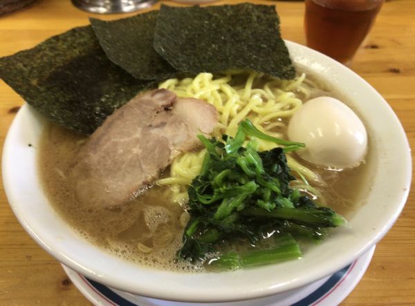 「味玉ラーメン 大盛」@横浜家系ラーメン 武蔵境つばさ家の写真