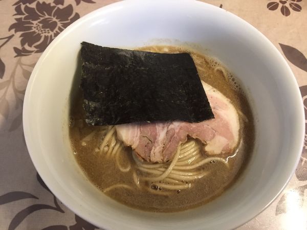 「煮干しラーメン800円＋和え玉200円」@麺工 小烏丸の写真