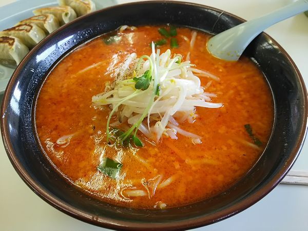 「辛みそ　＋餃子：１０円サービス券」@くるまやラーメン 松本渚店の写真