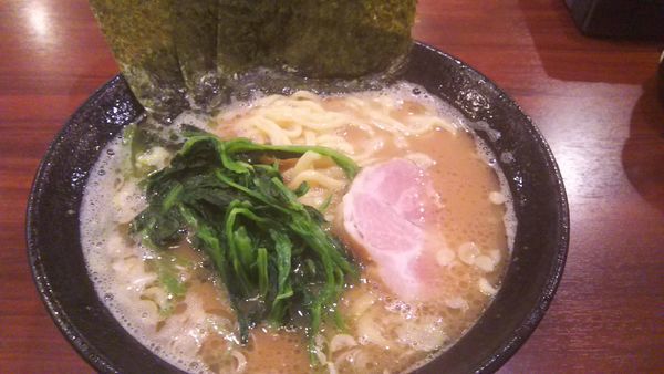 「ラーメン (並) ￥680」@横浜らーめん 七七家の写真