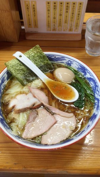 「ワンタン麺」@とら食堂の写真