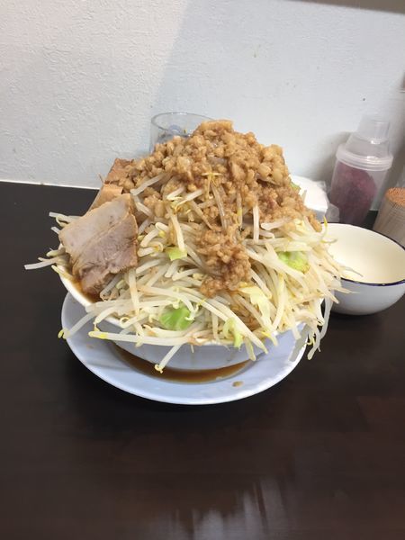 「ヤサイマシマシ」@ジャンクラーメン じおんの写真