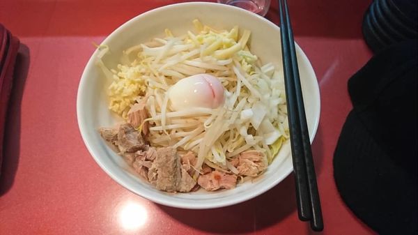 「まぜそば」@麺屋しのはら 三日月食堂の写真