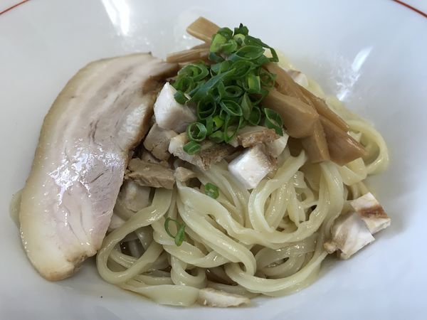 「鶏油そば ウイング麺 750円 チャーシューサービス」@中華そば 蒼穹の写真