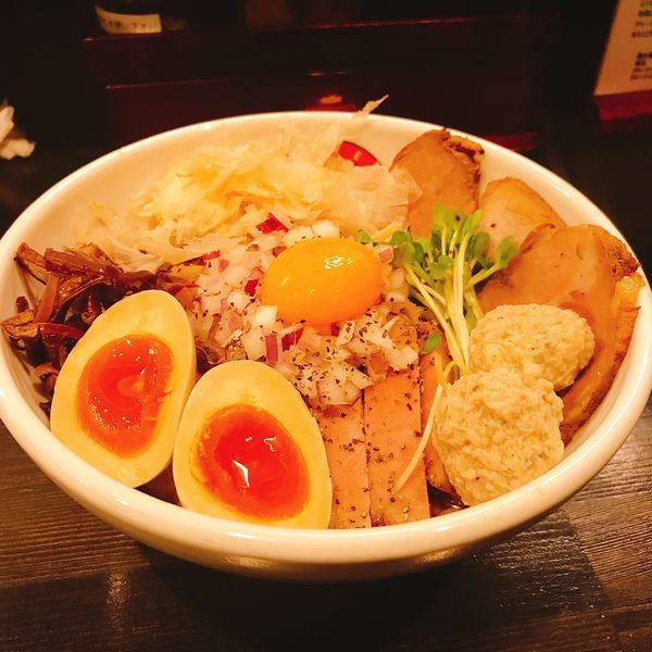 「特製とりとんまぜそば(ミニライス付き)」@らぁ麺 きくはんの写真