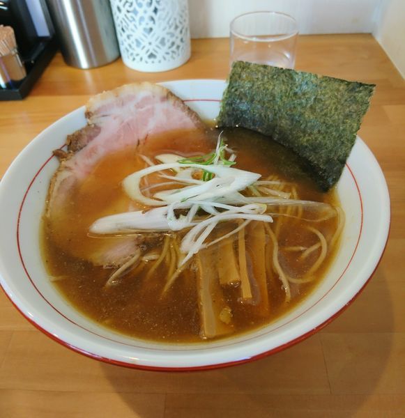 「木曜日 煮干しらーめん」@らーめん マル汁屋の写真