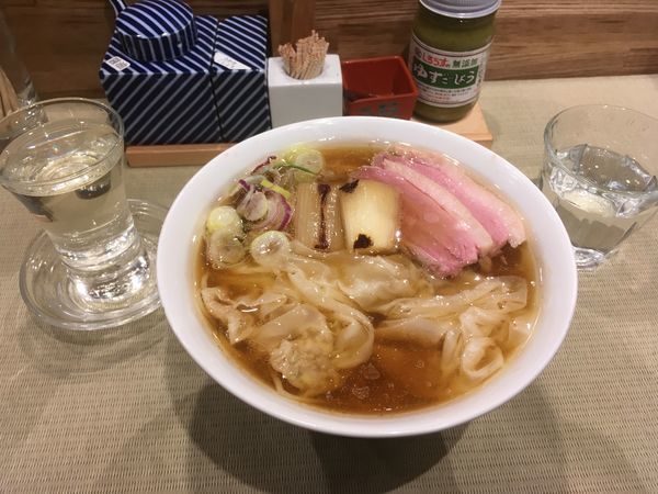 「鴨とワンタン麺」@らーめん 鴨to葱の写真