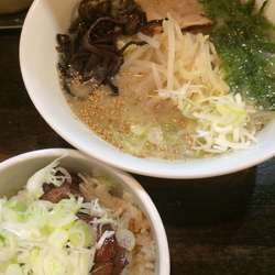 塩豚骨青さラーメン(こってり)+小純レバ丼