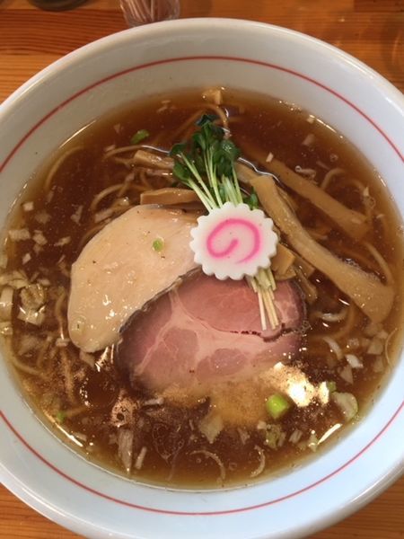 「中華そば　600円　ライス100円（ミニチャー丼へ変更）」@麺笑 コムギの夢の写真