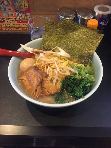 「徳ラーメン中」@中川家 大熊店の写真