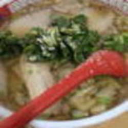 おいしいラーメン(550円)＋小チャーシュー((143円)