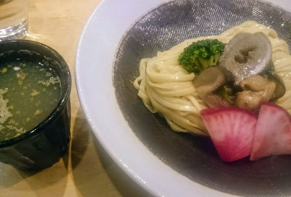 「カキ～白ワイン風味（限定、１５００円）」@潮くろ㐂の写真