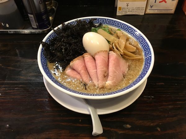 「中華そば 全部のせ」@背脂煮干中華そば 心やの写真