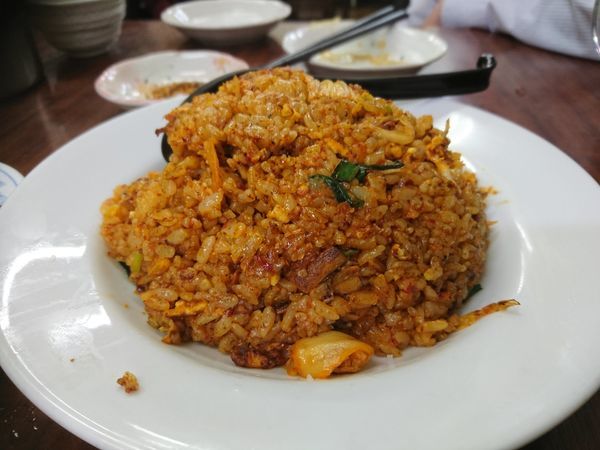 「キムチチャーハン650円(美味しく食べれる辛さMAX)」@ガットコ食堂 大の写真