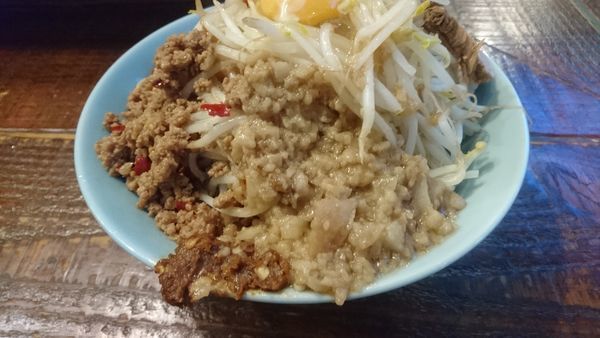 「辛肉味噌混ぜそば」@立川マシマシの写真